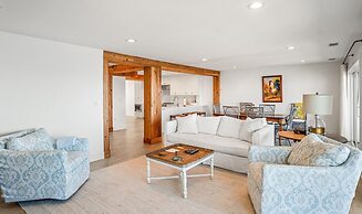 Beautifully Updated 3-bed, 2-bath Oceanfront Retreat