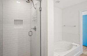 Beautifully Updated 3-bed, 2-bath Oceanfront Retreat