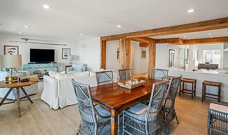 Beautifully Updated 3-bed, 2-bath Oceanfront Retreat