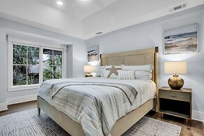 8 Snowy Egret at The Sea Pines Resort