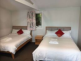 2 double and 1 sofa beds chalet 7D