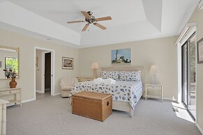 9 Ruddy Turnstone at The Sea Pines Resort