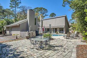 9 Ruddy Turnstone at The Sea Pines Resort