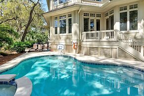 5 Belted Kingfisher at the Sea Pines Resort