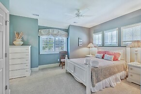 5 Belted Kingfisher at the Sea Pines Resort