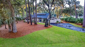44 Willow Oak Rd. West at The Sea Pines Resort