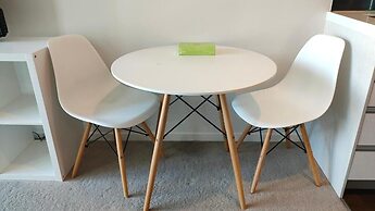 Near Sky Tower Cozy 1B Apt Close to Port