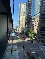 Near Sky Tower Cozy 1B Apt Close to Port