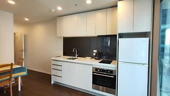 Near Sky Tower Cozy 1B Apt Close to Port