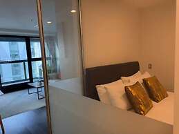 Near Sky Tower Cozy 1B Apt Close to Port