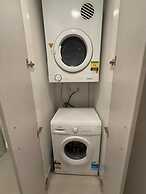 Near Sky Tower Cozy 1B Apt Close to Port