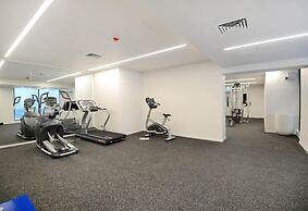 Near Sky Tower Cozy 1B Apt Close to Port