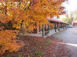 Harrietville Snowline Hotel