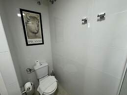 A 20 Pasos del Museo Picasso