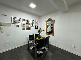 A 20 Pasos del Museo Picasso