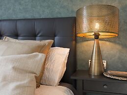 Old City Center Penthouse