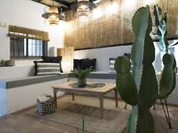 Old City Center Penthouse