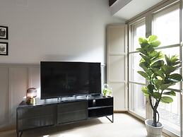 Old City Center Penthouse