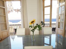 Premium and Cathedral View 2