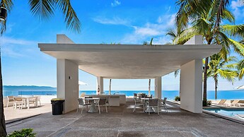 Panoramic Hot Tub Oceanview Penthouse