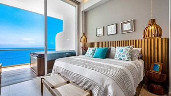 Panoramic Hot Tub Oceanview Penthouse