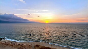 Panoramic Hot Tub Oceanview Penthouse