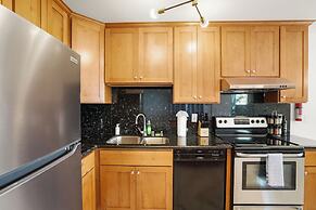 Charming 2BR Ocean Getaway in Pacifica