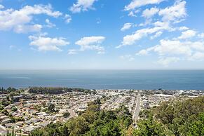 Charming 2BR Ocean Getaway in Pacifica