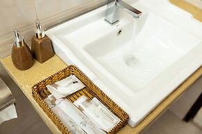 AM MEMORY CENTRE HOTEL