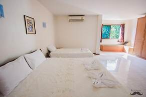 Anchalee Garden Hotel