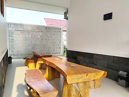 Roemah Kavaleri powered by Cocotel