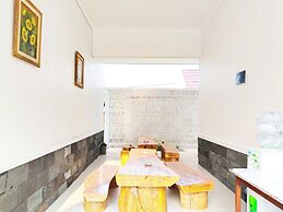 Roemah Kavaleri powered by Cocotel