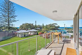 Broadbeach Blvd Apartment