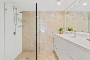 Broadbeach Blvd Apartment