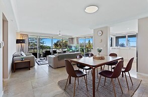 Broadbeach Blvd Apartment