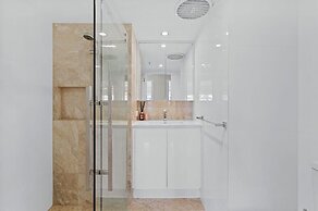 Broadbeach Blvd Apartment