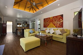 Live the Tropical Dream at Villa Mylico