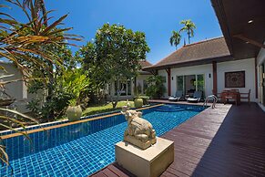 Live the Tropical Dream at Villa Mylico