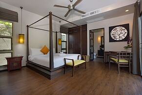 Live the Tropical Dream at Villa Mylico