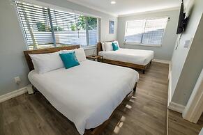 Relax Unwind 4BR Home w Pool in Hollywood