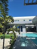 Anavada Suites