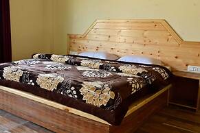 Nomadic Den Manali
