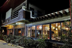 Mom Shie'S Apartelle