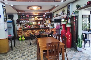 Mom Shie'S Apartelle