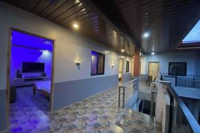 Mom Shie'S Apartelle