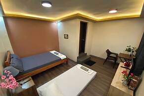 Mom Shie'S Apartelle