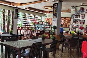Mom Shie'S Apartelle