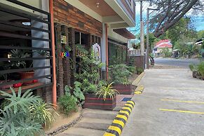Mom Shie'S Apartelle