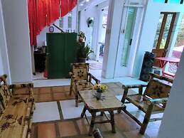 Connieboy Pension House