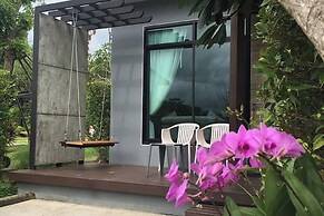 Chatnipa Beach Resort